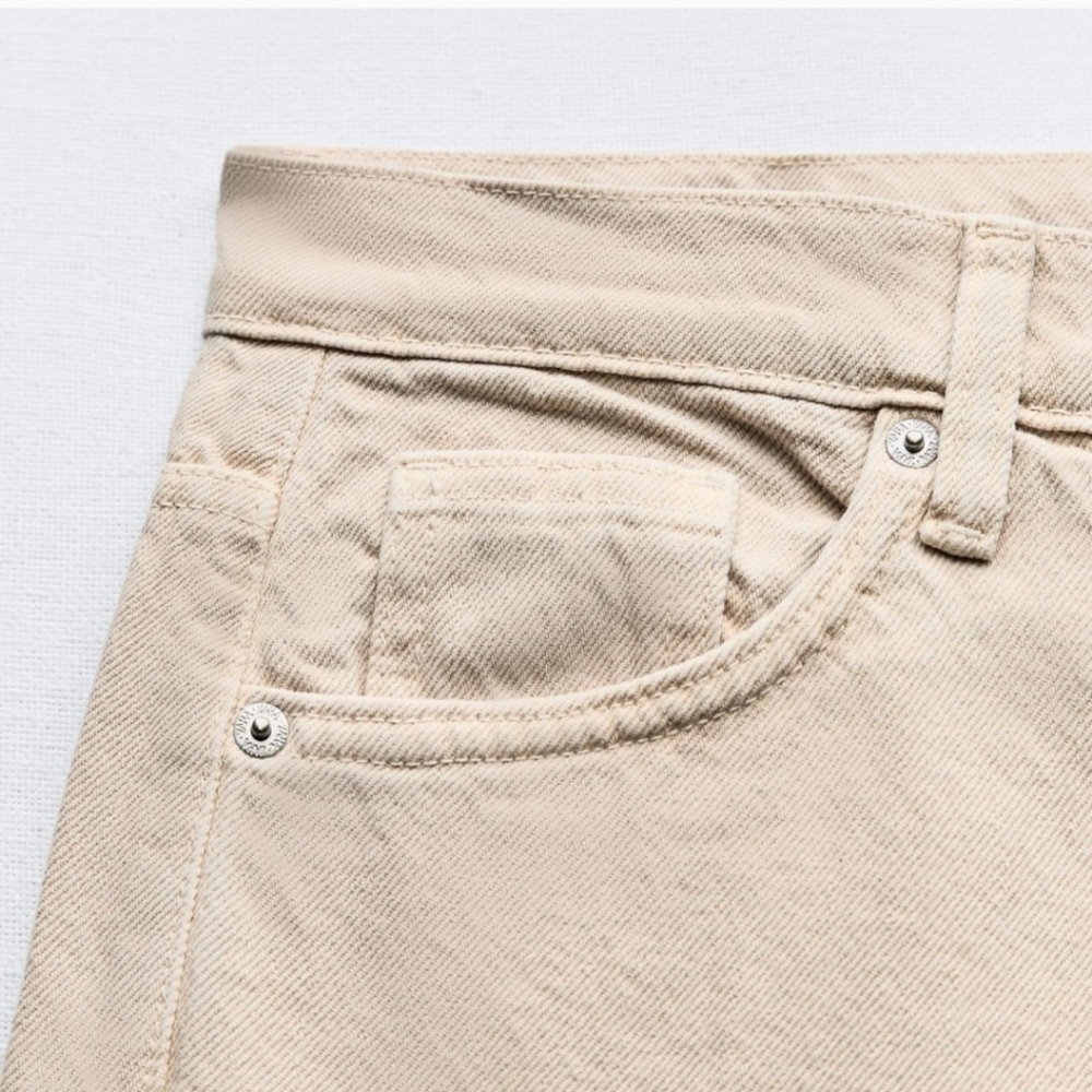 ZARA BEIGE STUDDED MID-RISE FULL LENGTH JEANS.              ✨️SIZE 4(36) & 8(40) - Picture 5 of 6